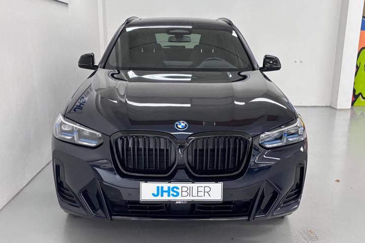 Sort BMW iX3 fra 2022