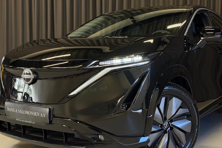 Sort Nissan Ariya fra 2026