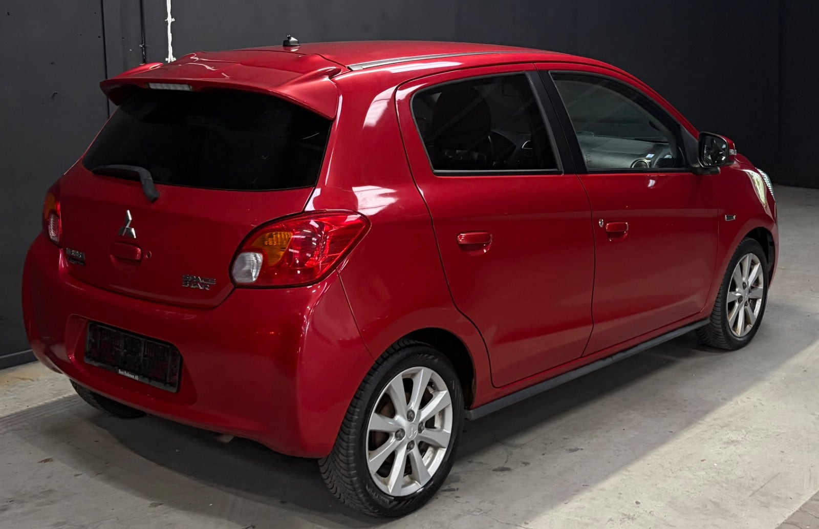 undefined Mitsubishi Space Star fra 2015