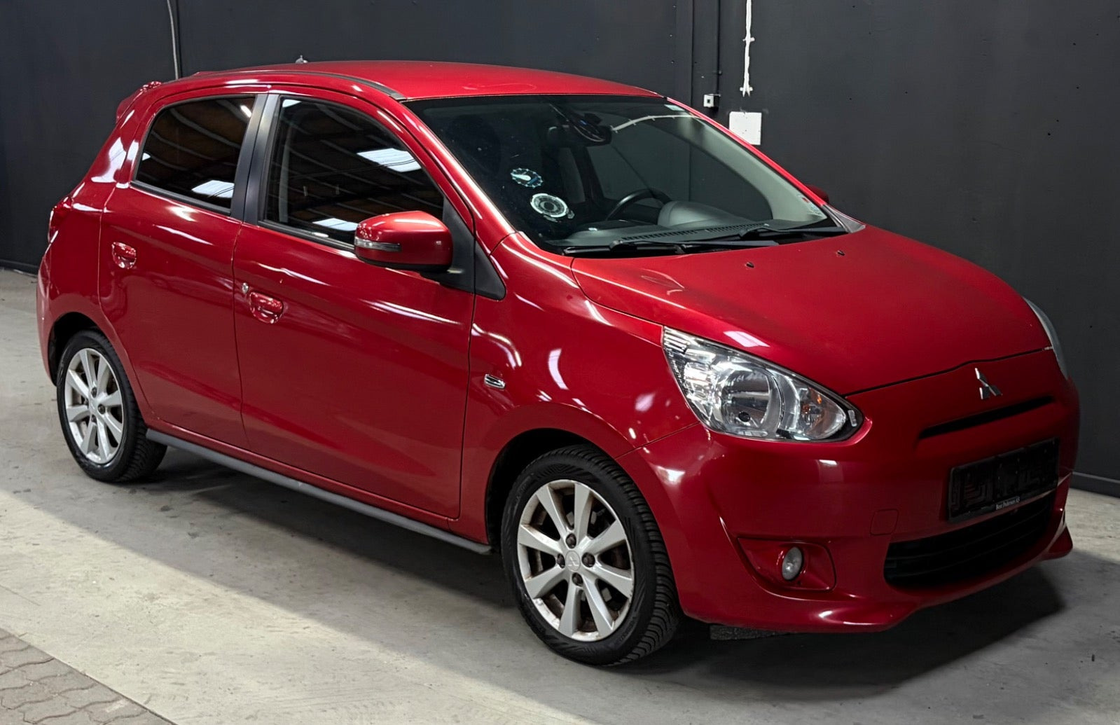 undefined Mitsubishi Space Star fra 2015