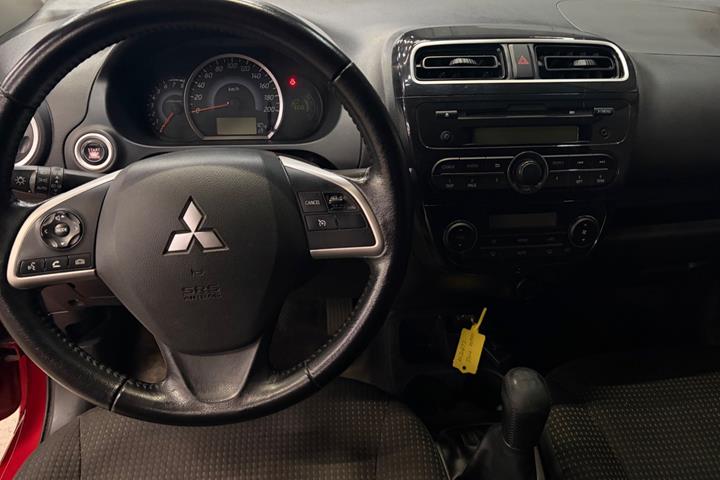 undefined Mitsubishi Space Star fra 2015