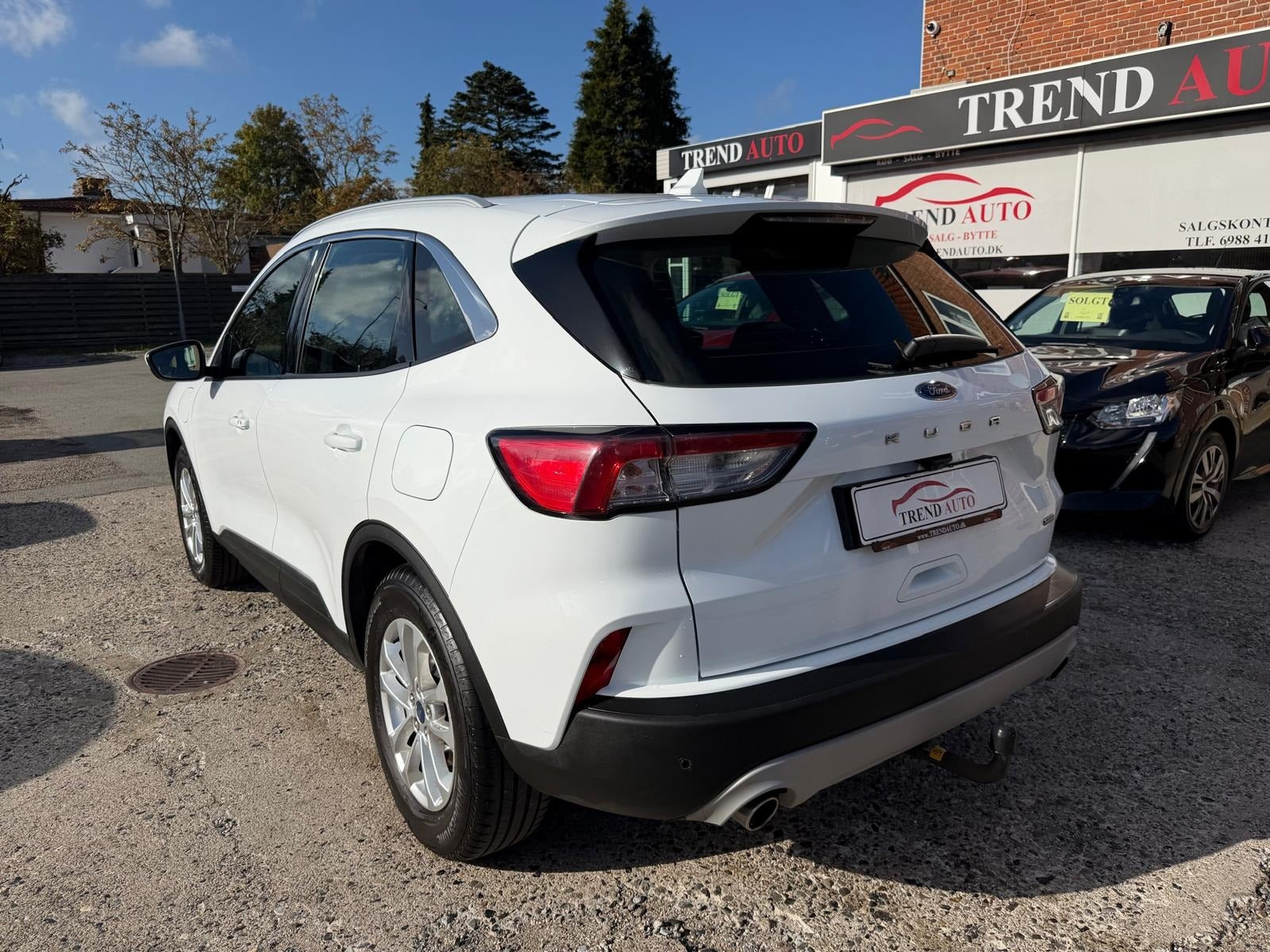Hvid Ford Kuga fra 2021