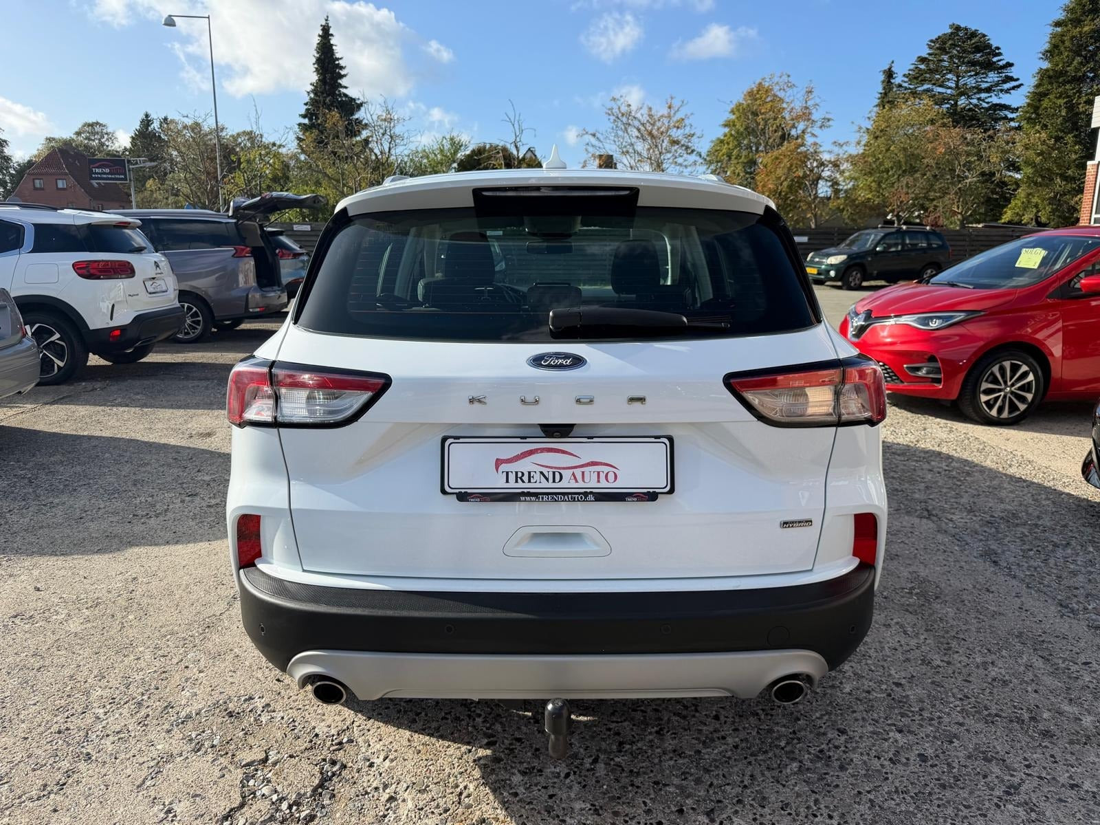 Hvid Ford Kuga fra 2021