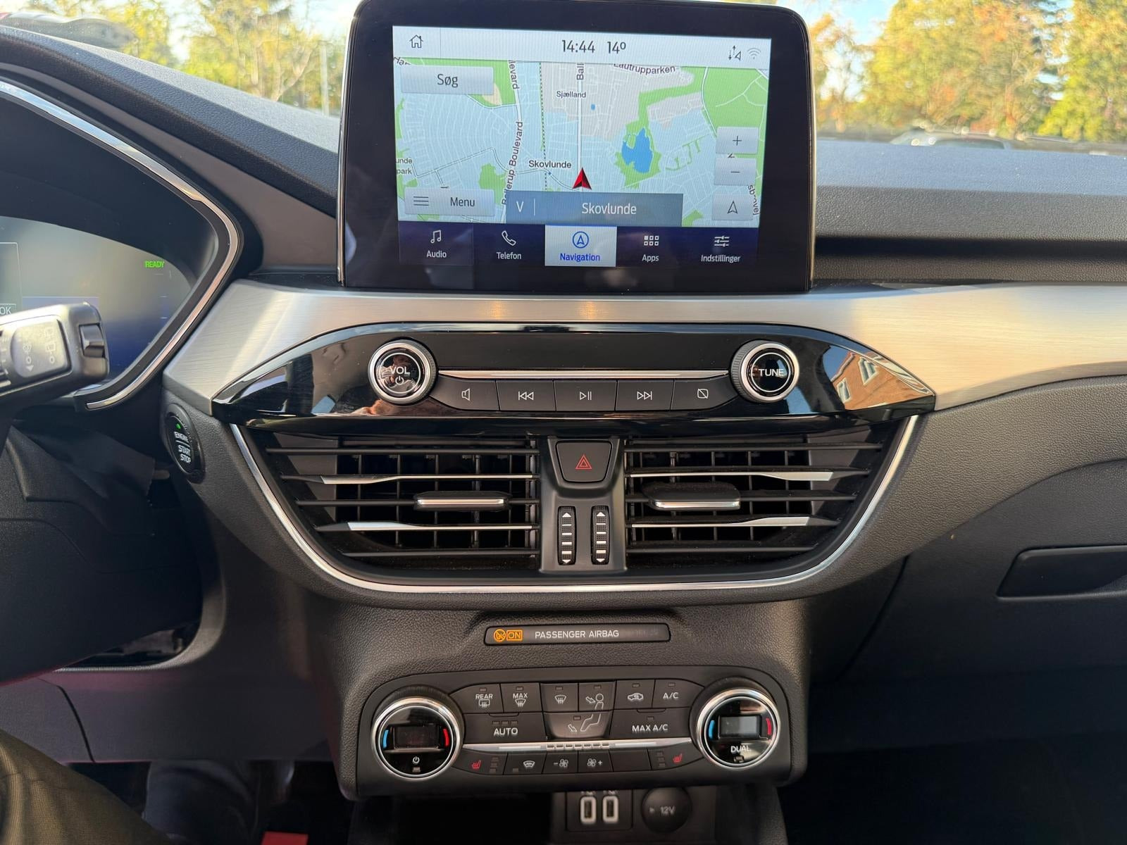 Hvid Ford Kuga fra 2021