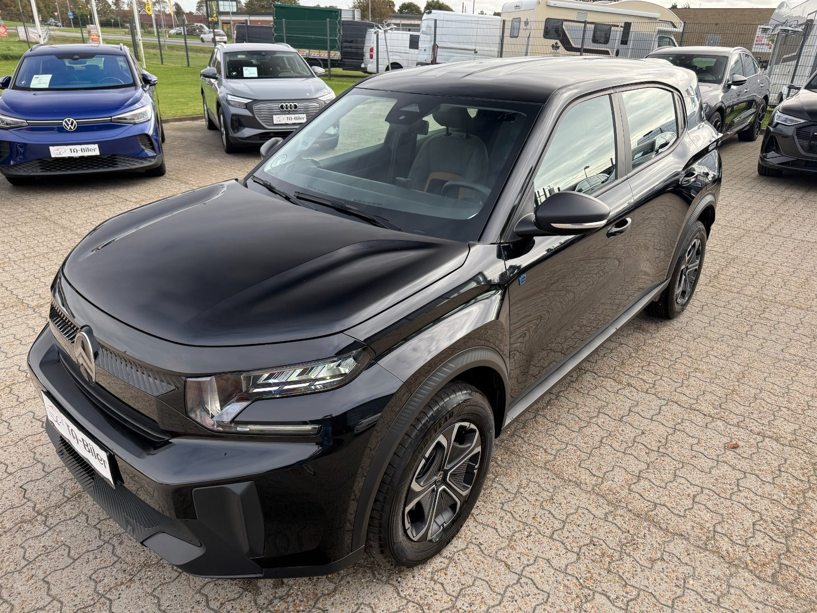 Sort Citroën e-C3 Aircross fra 2025