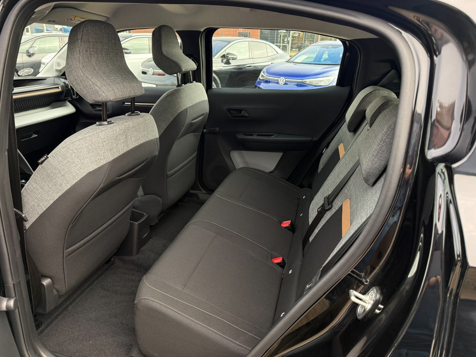 Sort Citroën e-C3 Aircross fra 2025