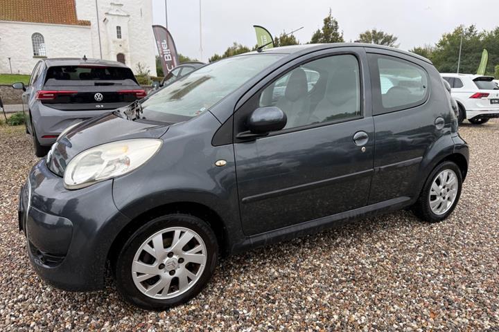 Grå Citroën C1 fra 2009