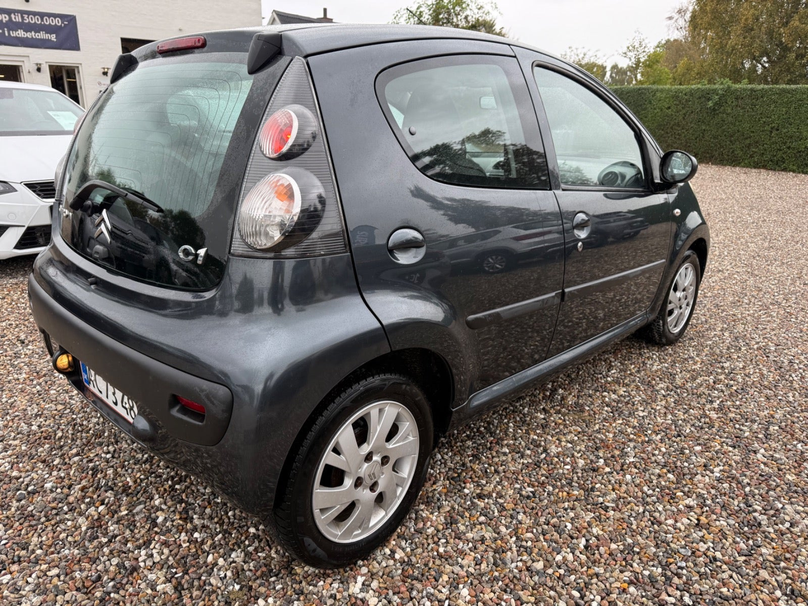 Grå Citroën C1 fra 2009