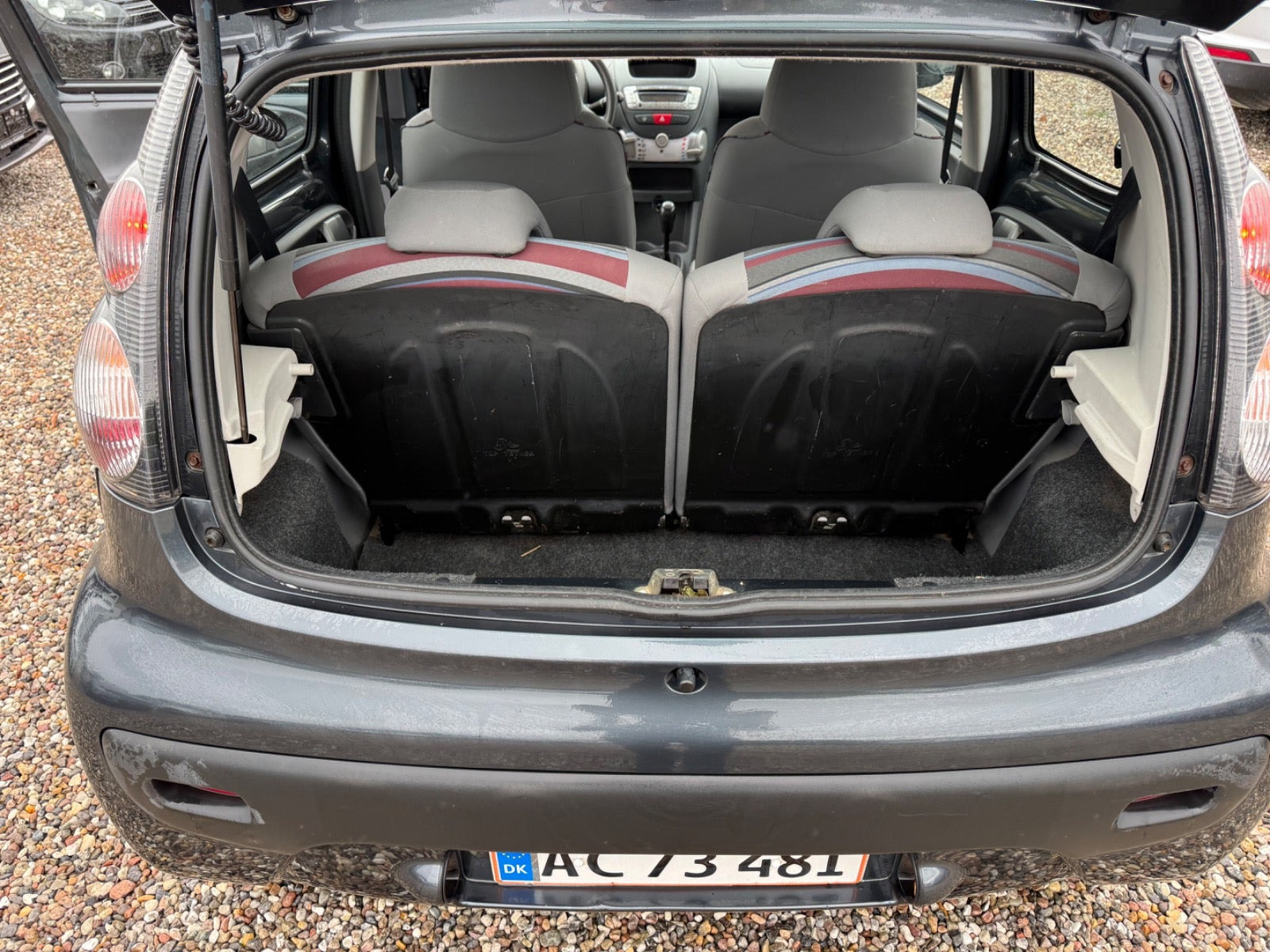 Grå Citroën C1 fra 2009