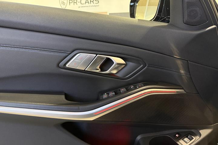 undefined BMW 330e fra 2021
