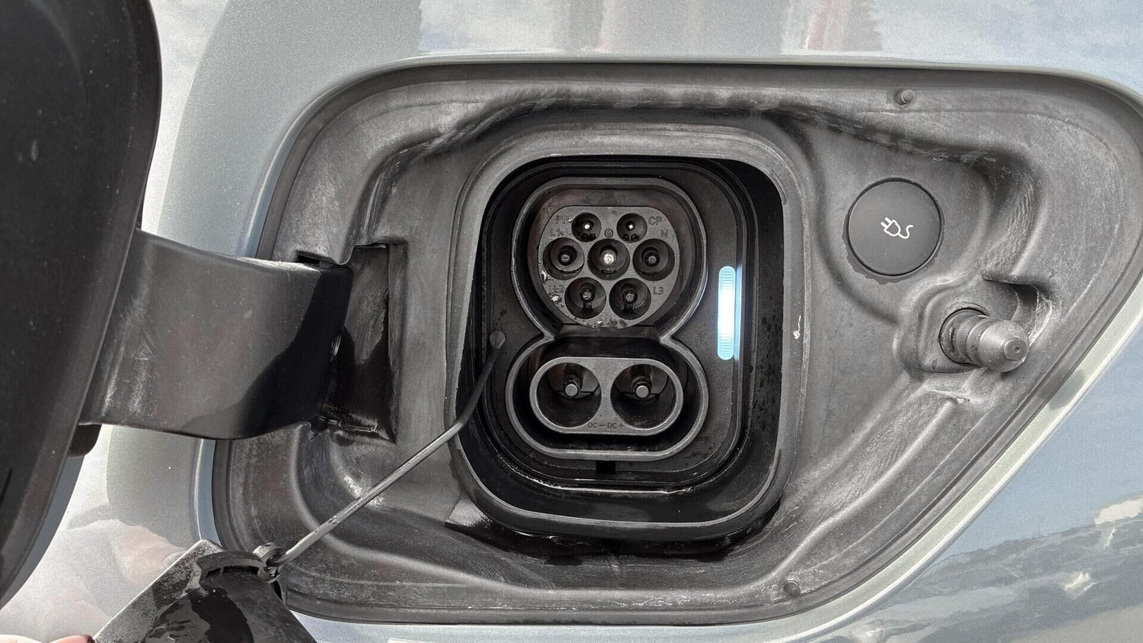 Grå Polestar 2 fra 2023