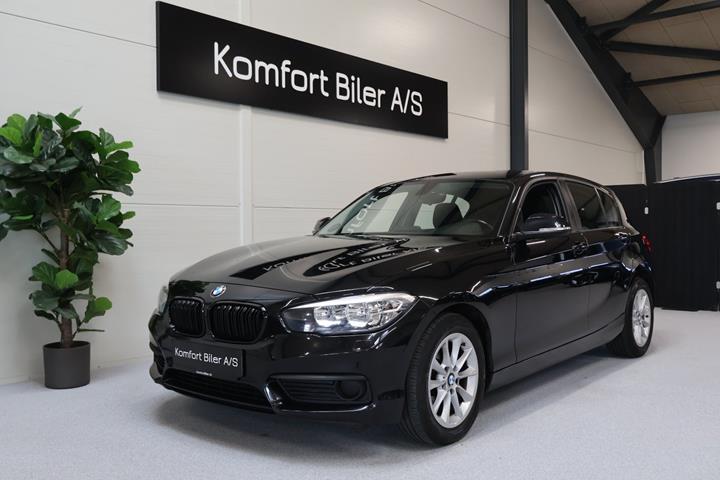 Sort BMW 118i fra 2018