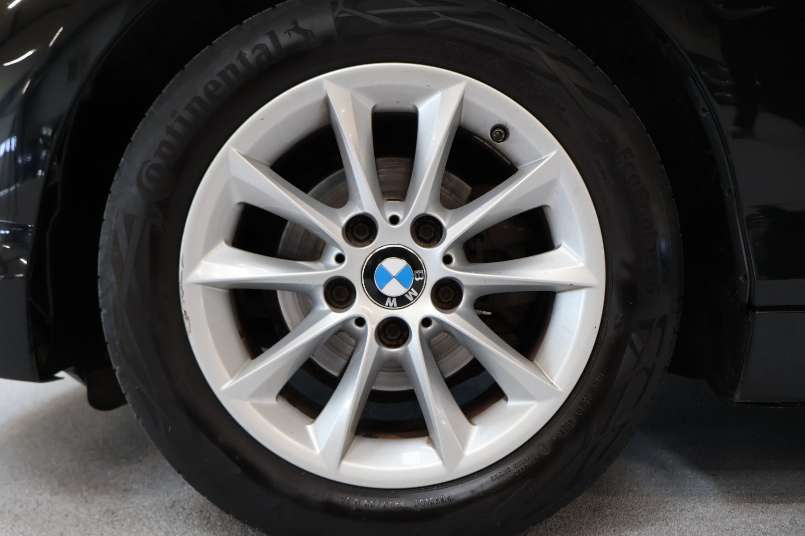 Sort BMW 118i fra 2018
