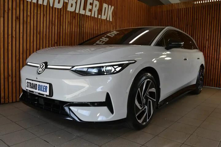 Hvid VW ID.7 fra 2025