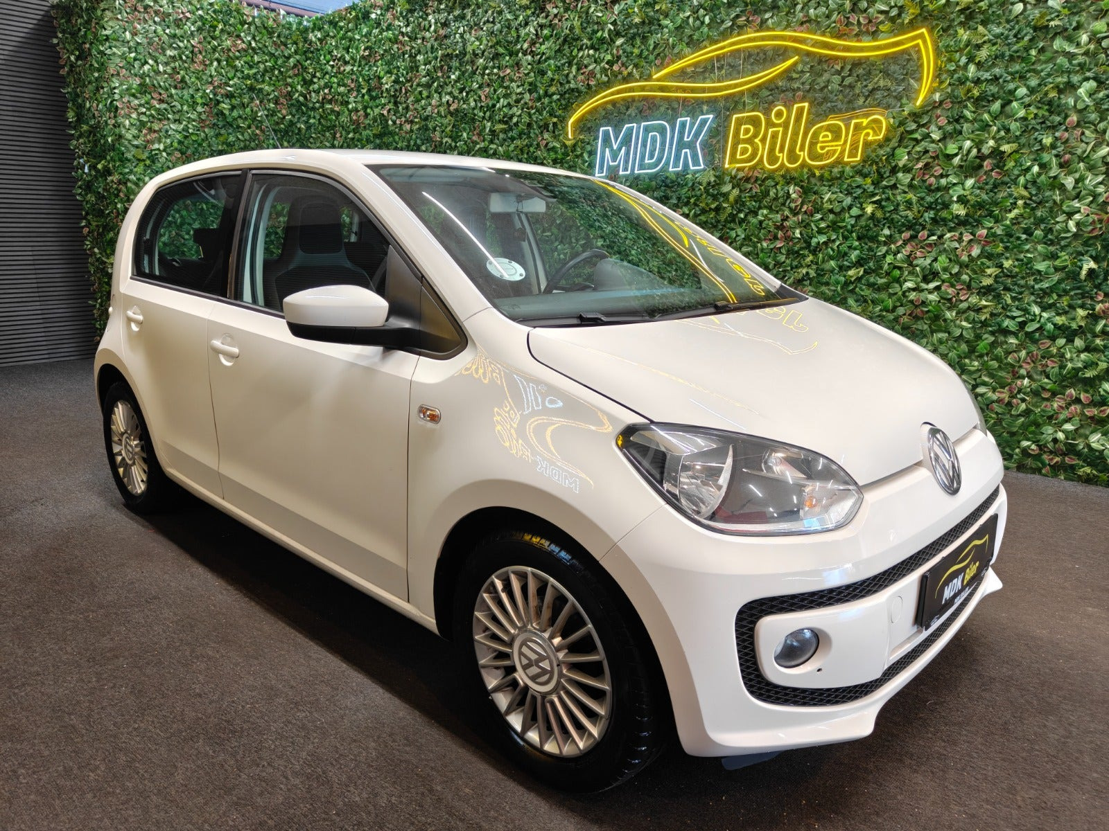 VW UP! 1,0 75 Cheer Up! BMT