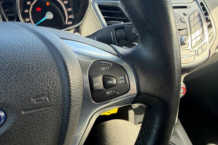 Sort Ford Fiesta fra 2016