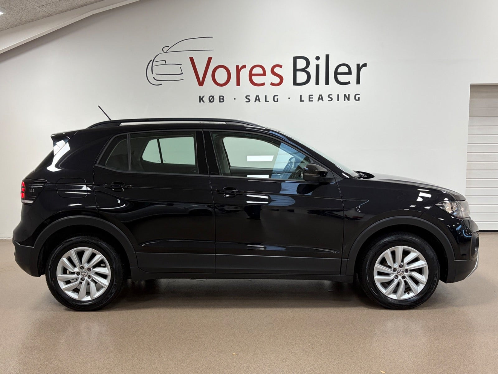 Sort VW T-Cross fra 2020