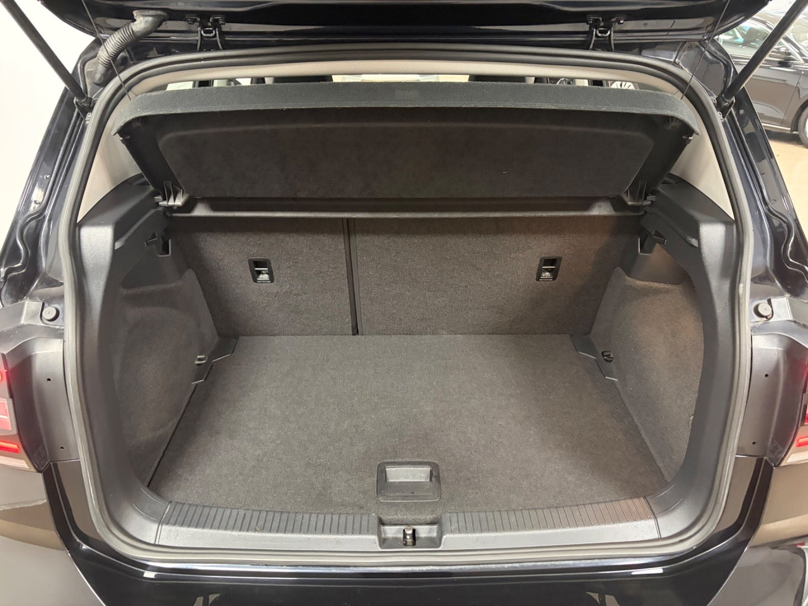 Sort VW T-Cross fra 2020