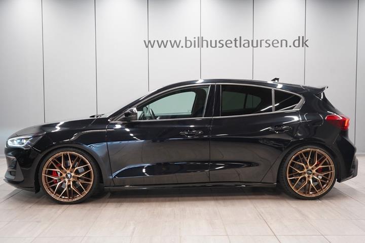 Sort Ford Focus fra 2023