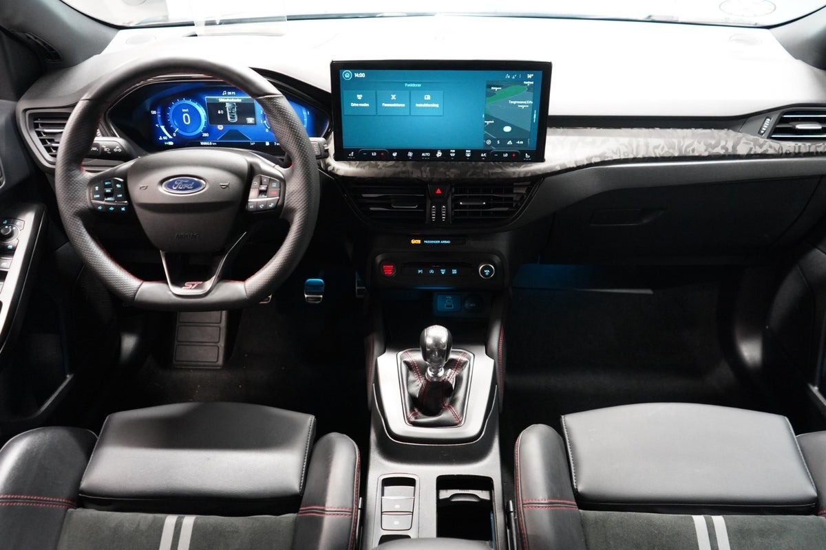 Sort Ford Focus fra 2023