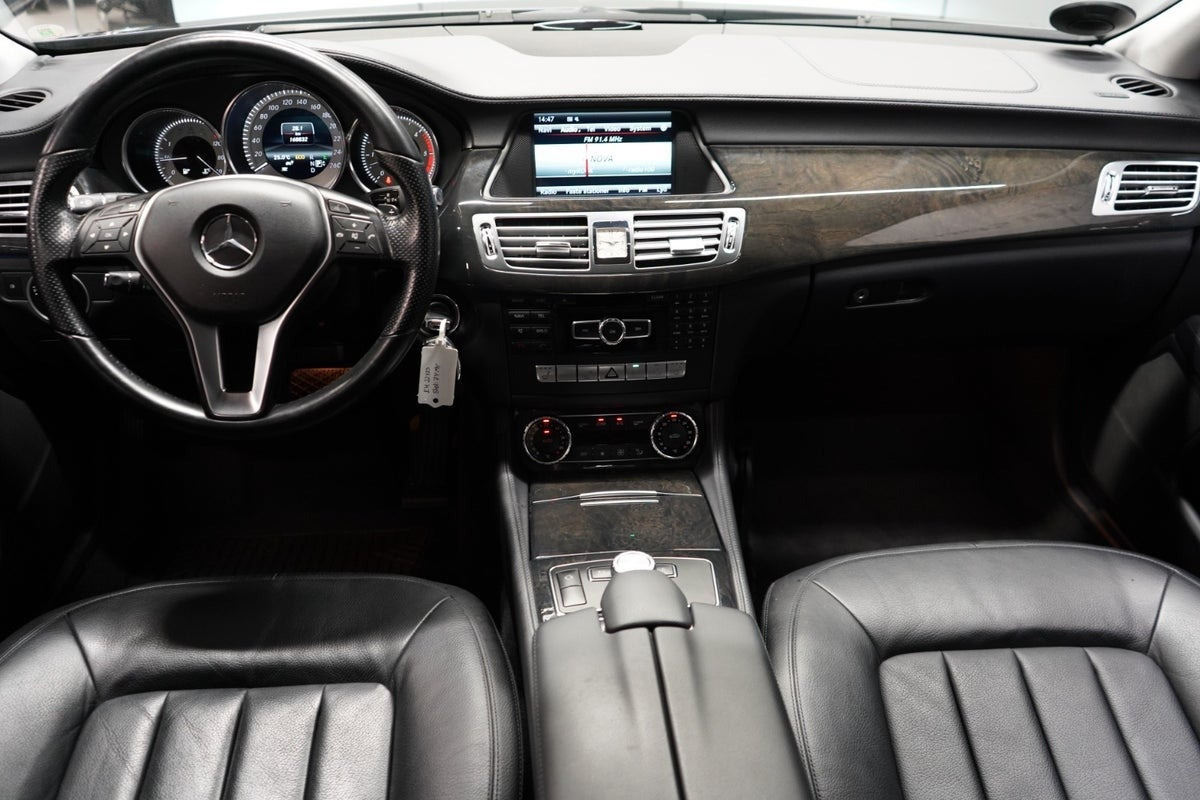 Sort Mercedes CLS350 fra 2013