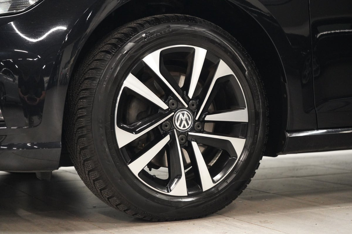 Sort VW Golf VII fra 2018