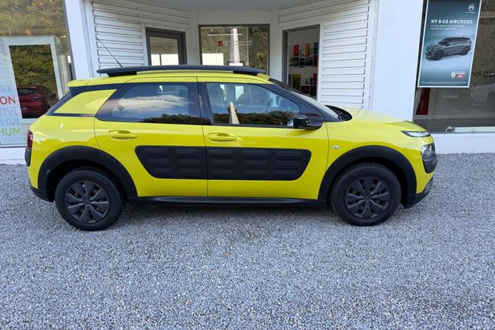 Gul Citroën C4 Cactus fra 2017