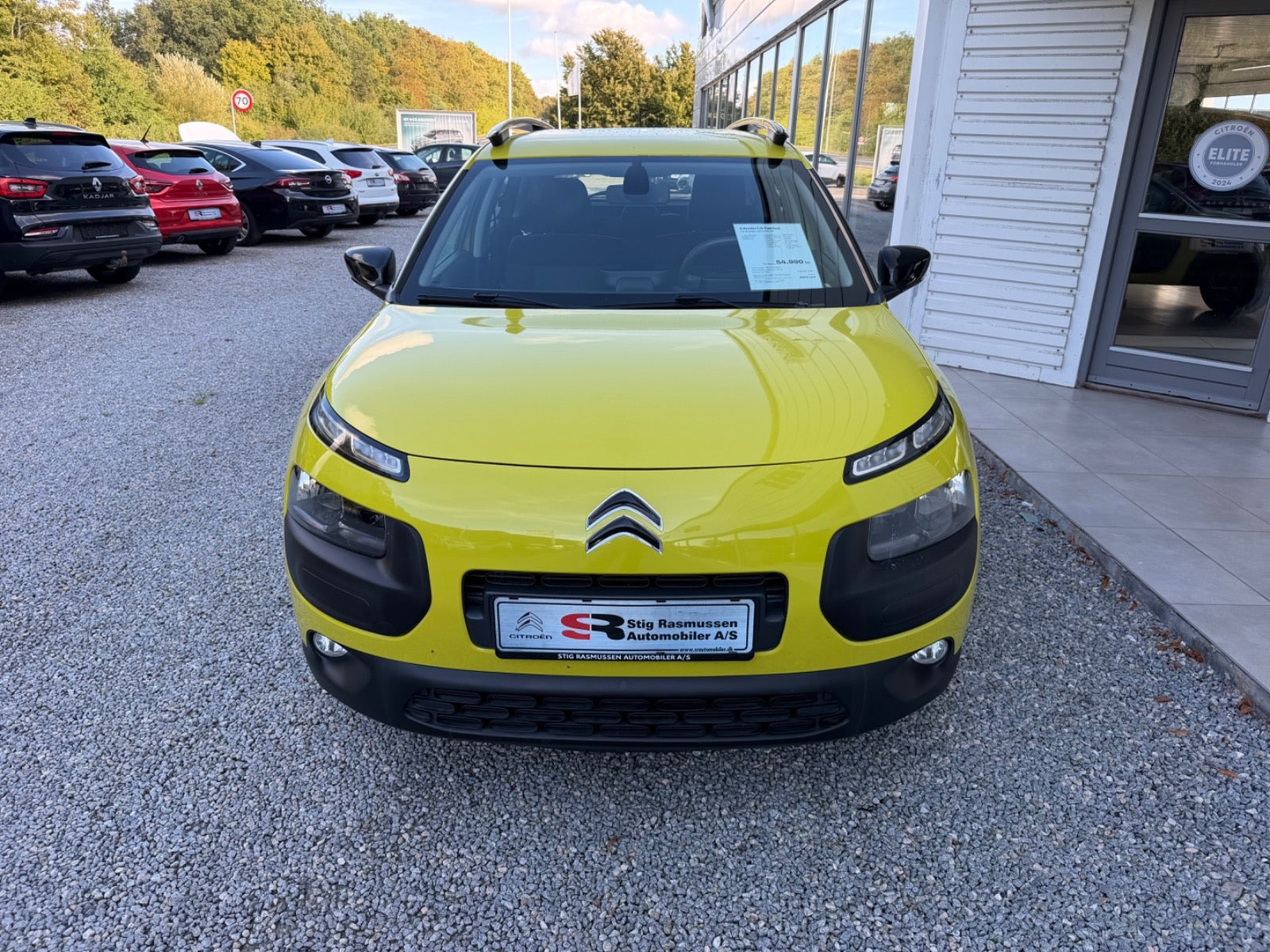 Gul Citroën C4 Cactus fra 2017