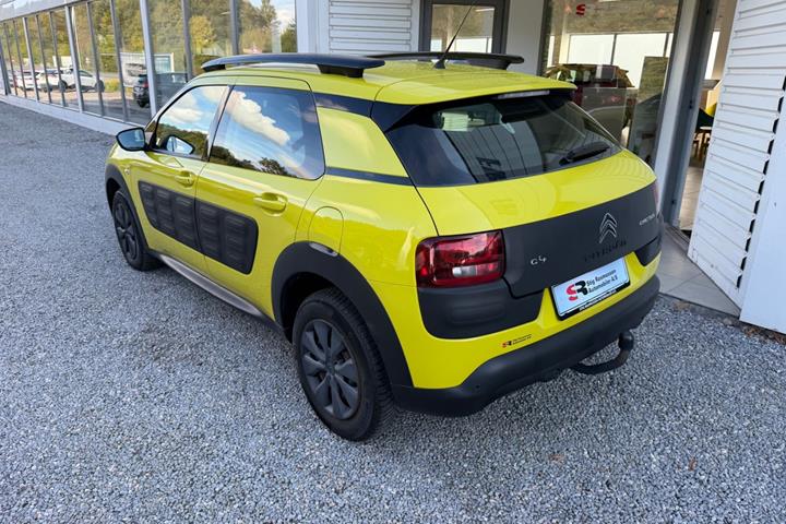 Gul Citroën C4 Cactus fra 2017