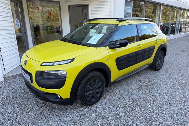 Gul Citroën C4 Cactus fra 2017