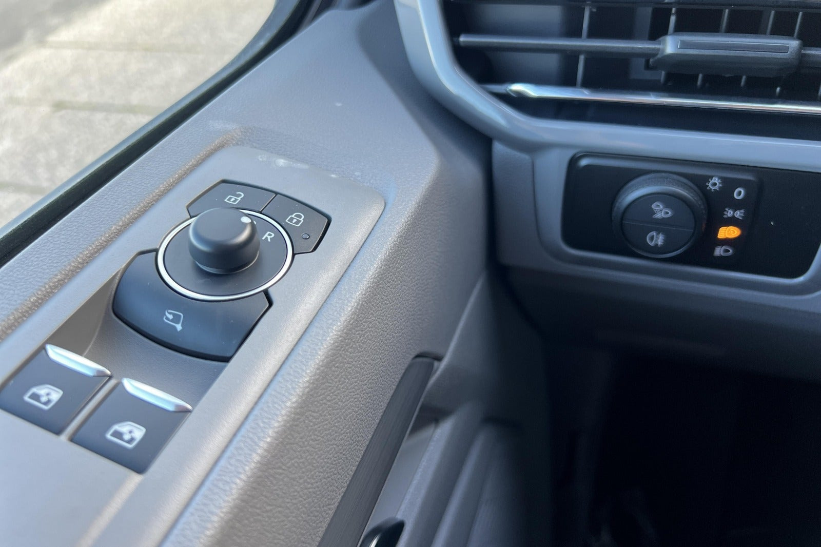 Blå VW e-Transporter fra 2026