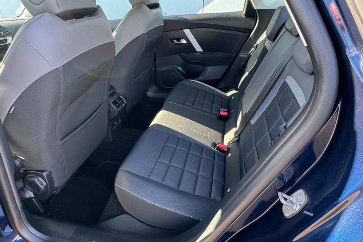 Blå Citroën ë-C4 fra 2025