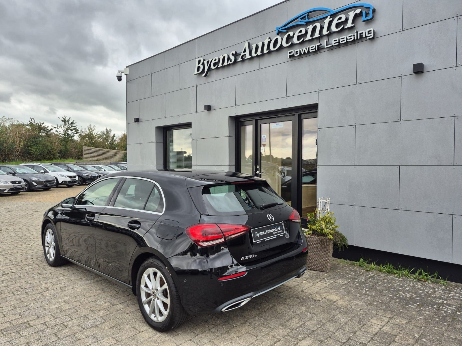 Sort Mercedes A250 e fra 2020
