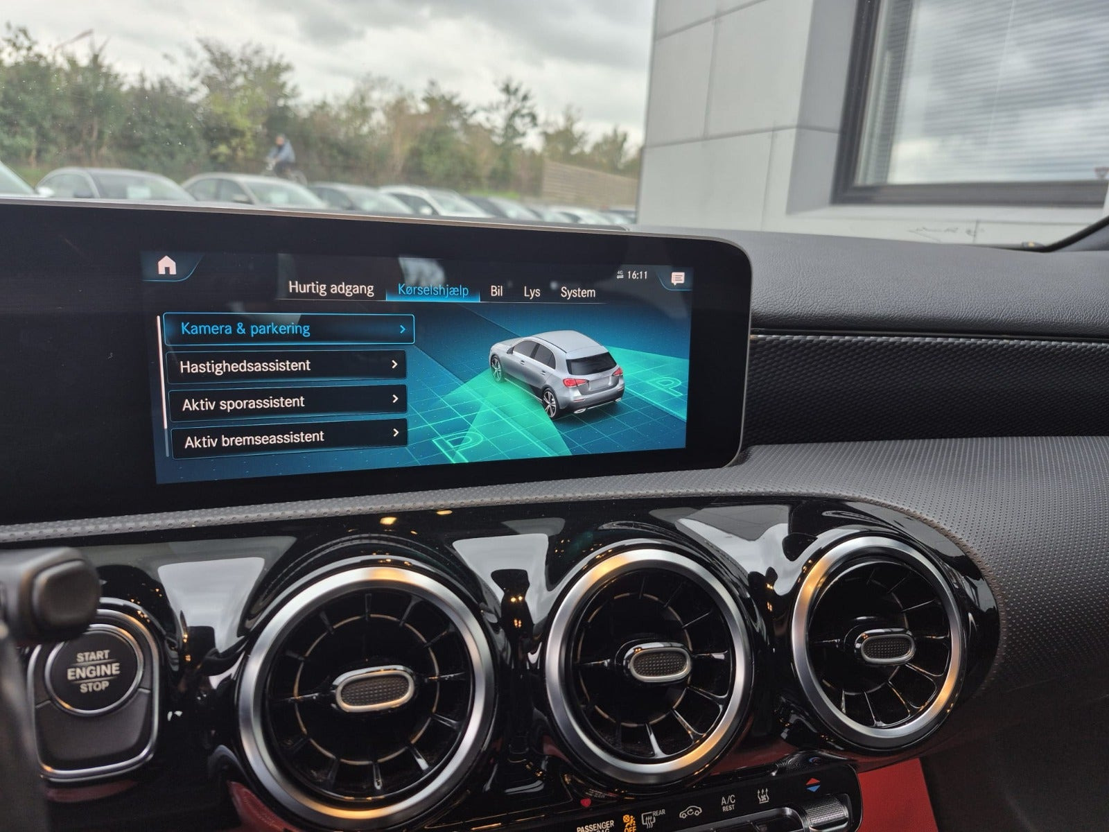 Sort Mercedes A250 e fra 2020