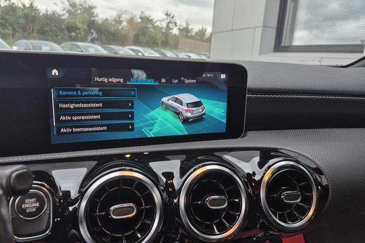 Sort Mercedes A250 e fra 2020