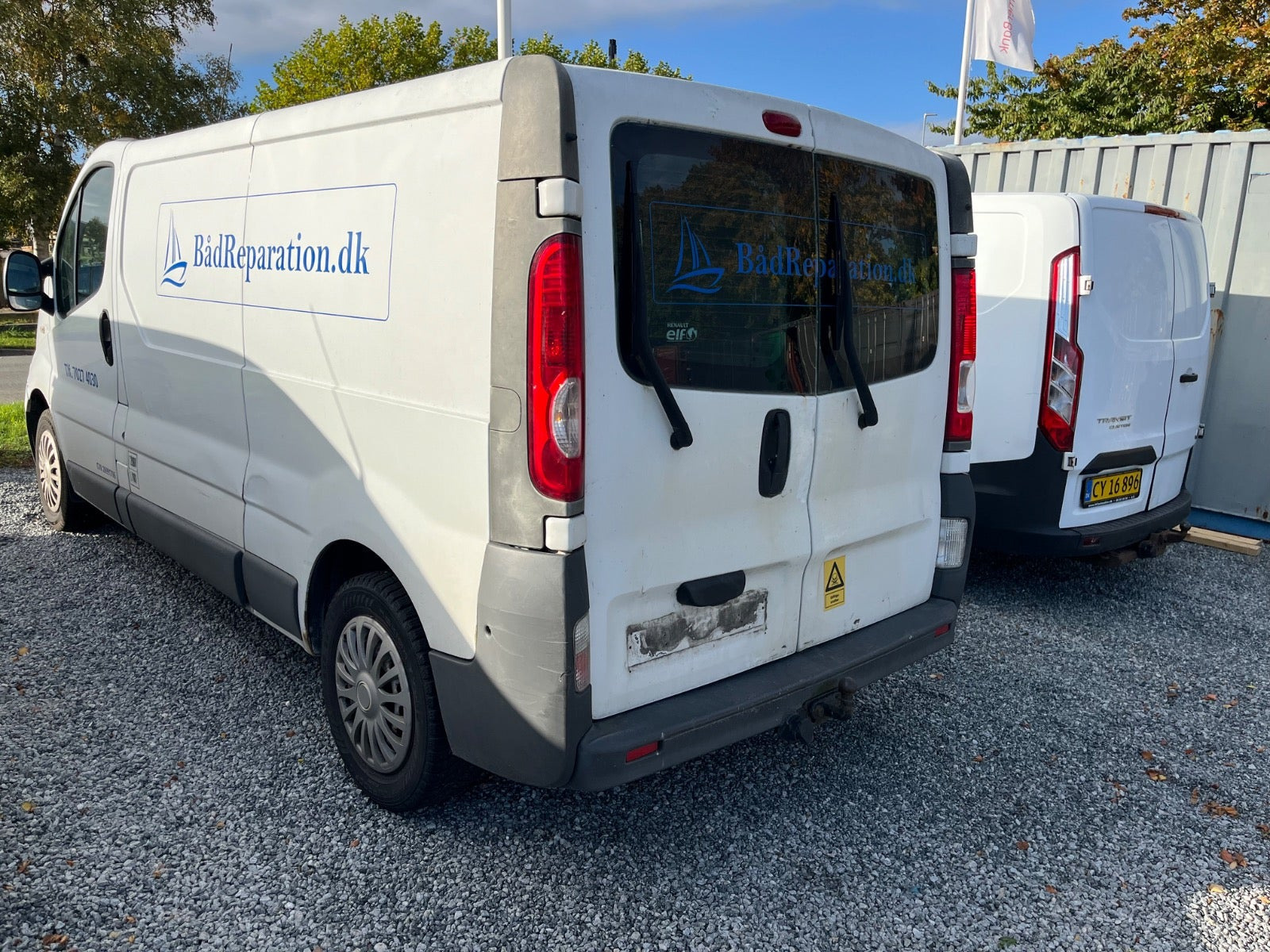 Hvid Renault Trafic T29 fra 2011
