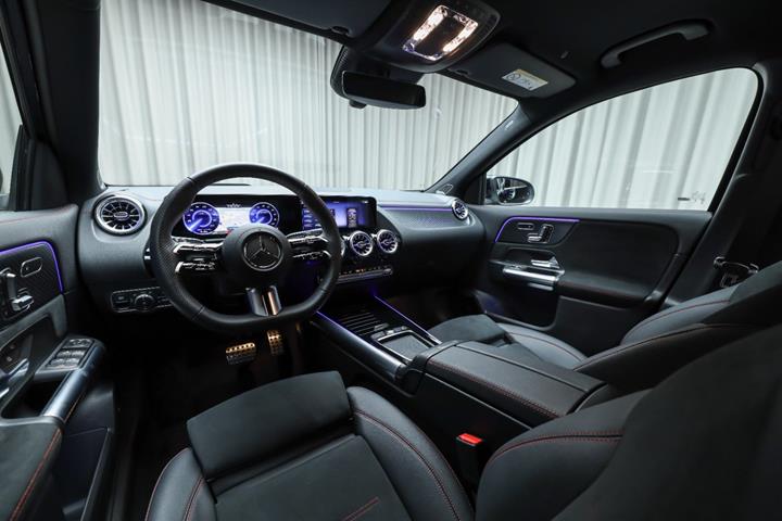 Sort Mercedes EQA250+ fra 2026