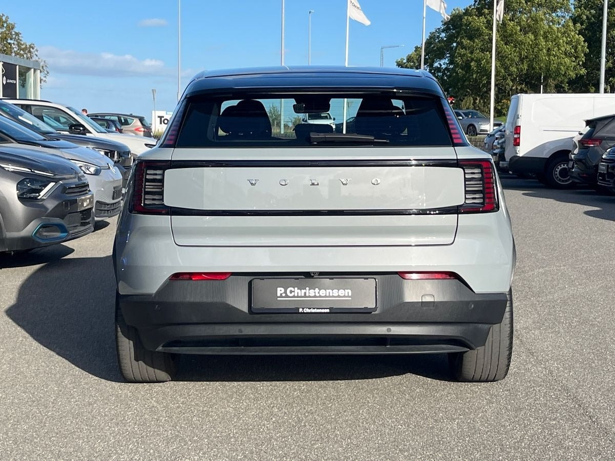 Grå Volvo EX30 fra 2024