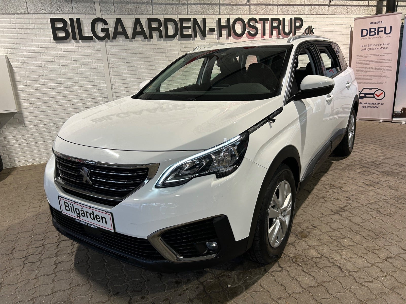 Peugeot 5008 1,2 e-THP 130 Allure EAT6 7prs