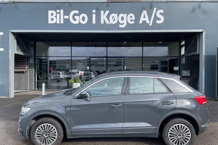 Grå VW T-Roc fra 2019