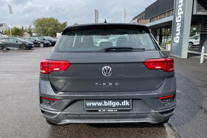 Grå VW T-Roc fra 2019