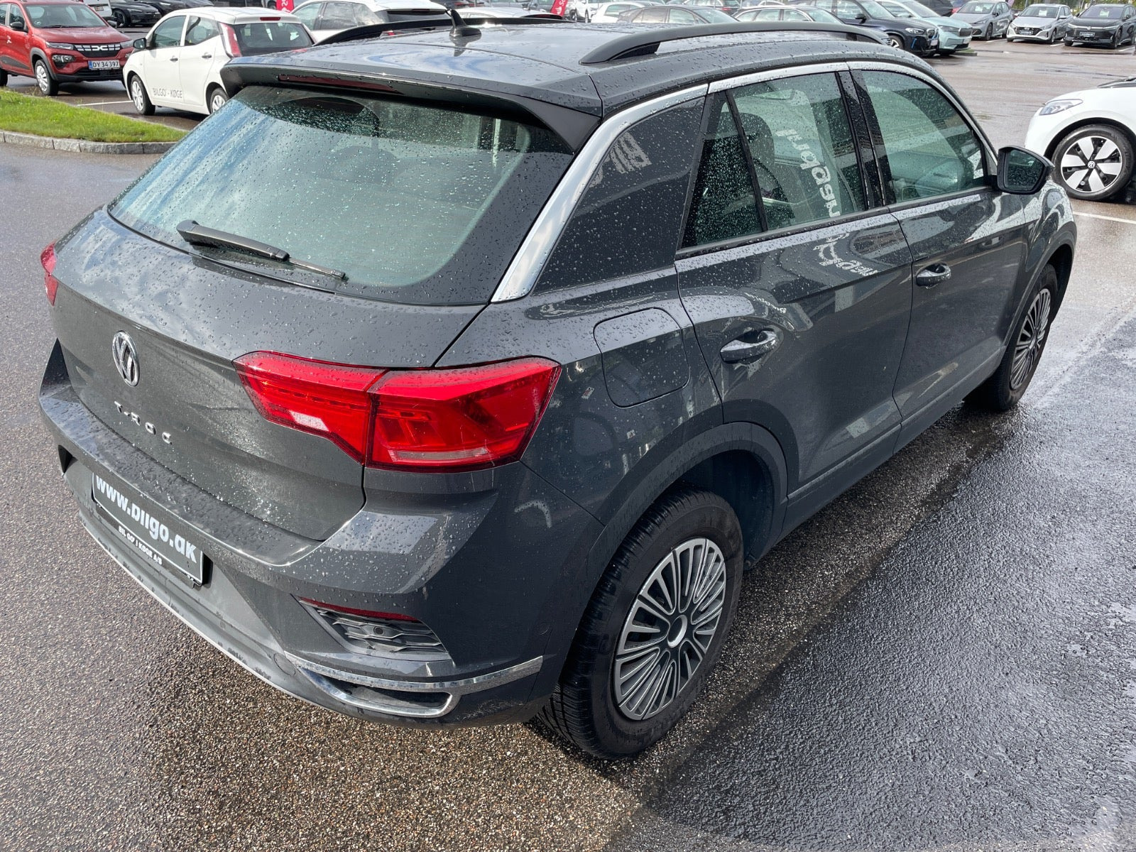Grå VW T-Roc fra 2019