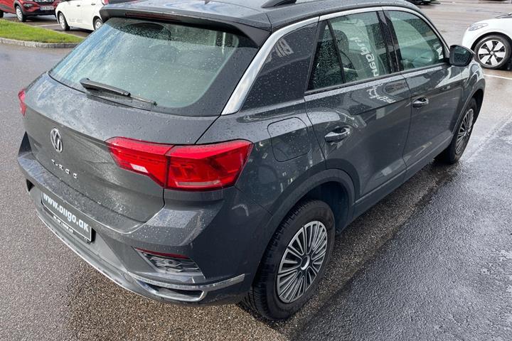 Grå VW T-Roc fra 2019