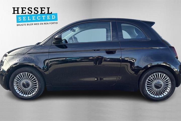 Sort Fiat 500e fra 2024