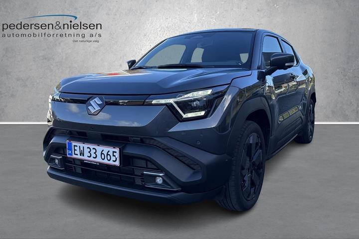 Grå Suzuki eVitara fra 2026