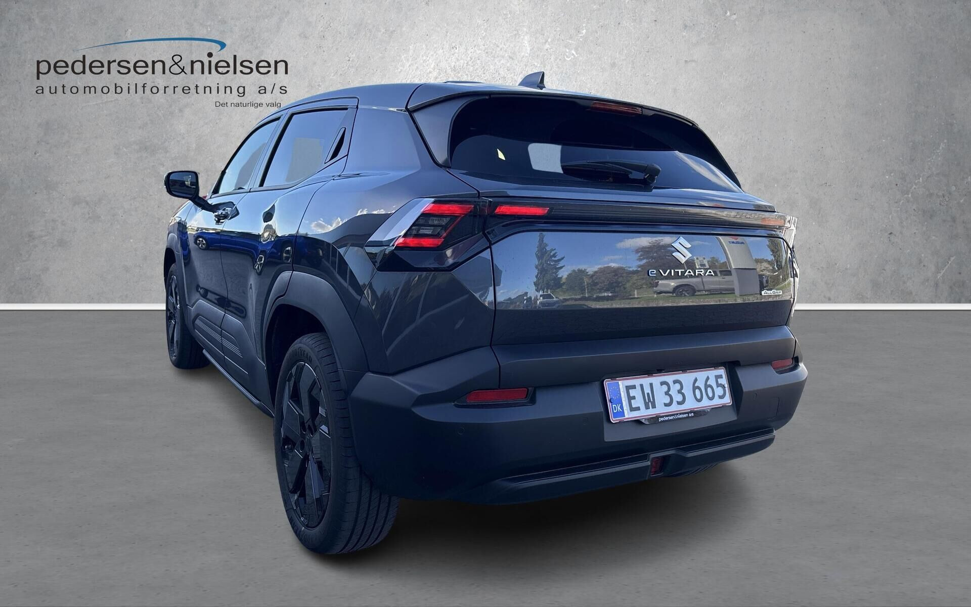 Grå Suzuki eVitara fra 2026