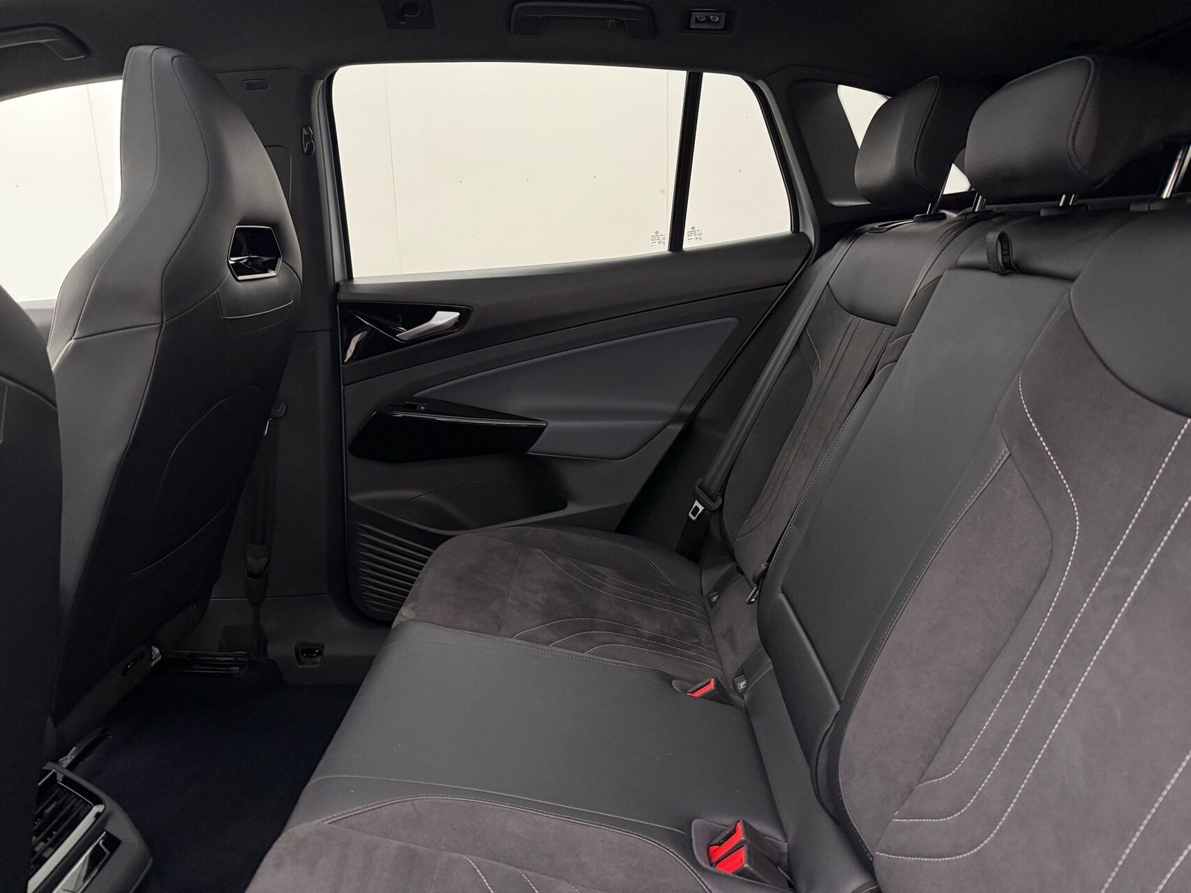 Sølv VW ID.4 fra 2023