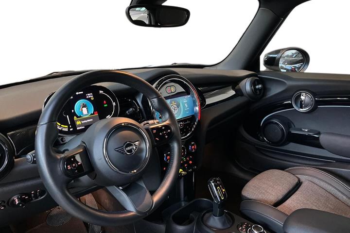 Hvid Mini Cooper fra 2022