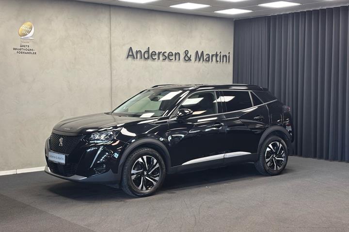 Sort Peugeot 2008 fra 2022