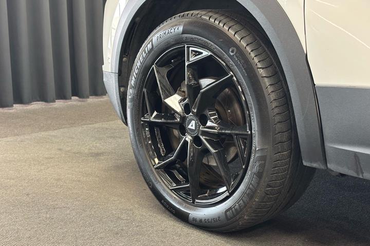 Hvid Opel Mokka fra 2021